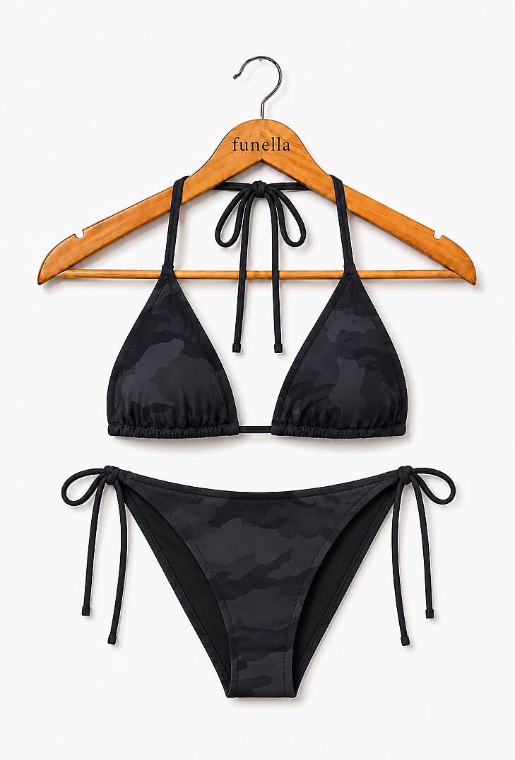 Kadın Boyundan Bağlamalı Şık Üçgen Bikini Takımı - 30